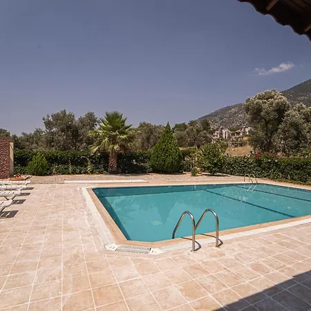Cozy Triplex With Shared Pool Near Oludeniz In Fethiye فتحية