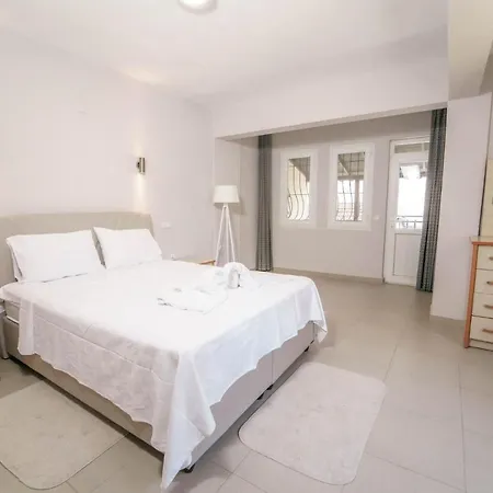 Cozy Triplex With Shared Pool Near Oludeniz In Fethiye Daire Fethiye